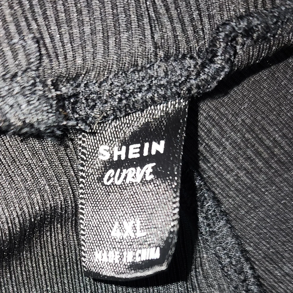 SHEIN Curve Elegant Black 2 Piece Summer Halter Top And Shorts Size 4XL - Picture 4 of 7